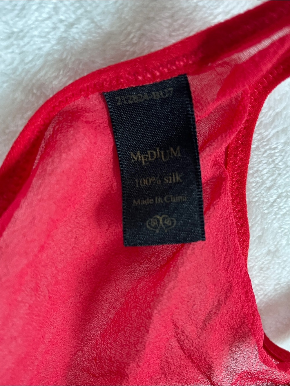 Victoria Secret Vintage y2k V-String panty Thong Medium Red 100% Silk - Picture 3 of 6